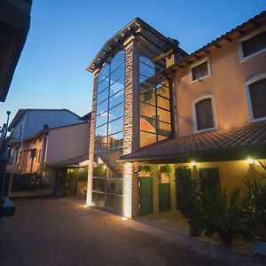 Residenze L'Uncinaia Holiday House